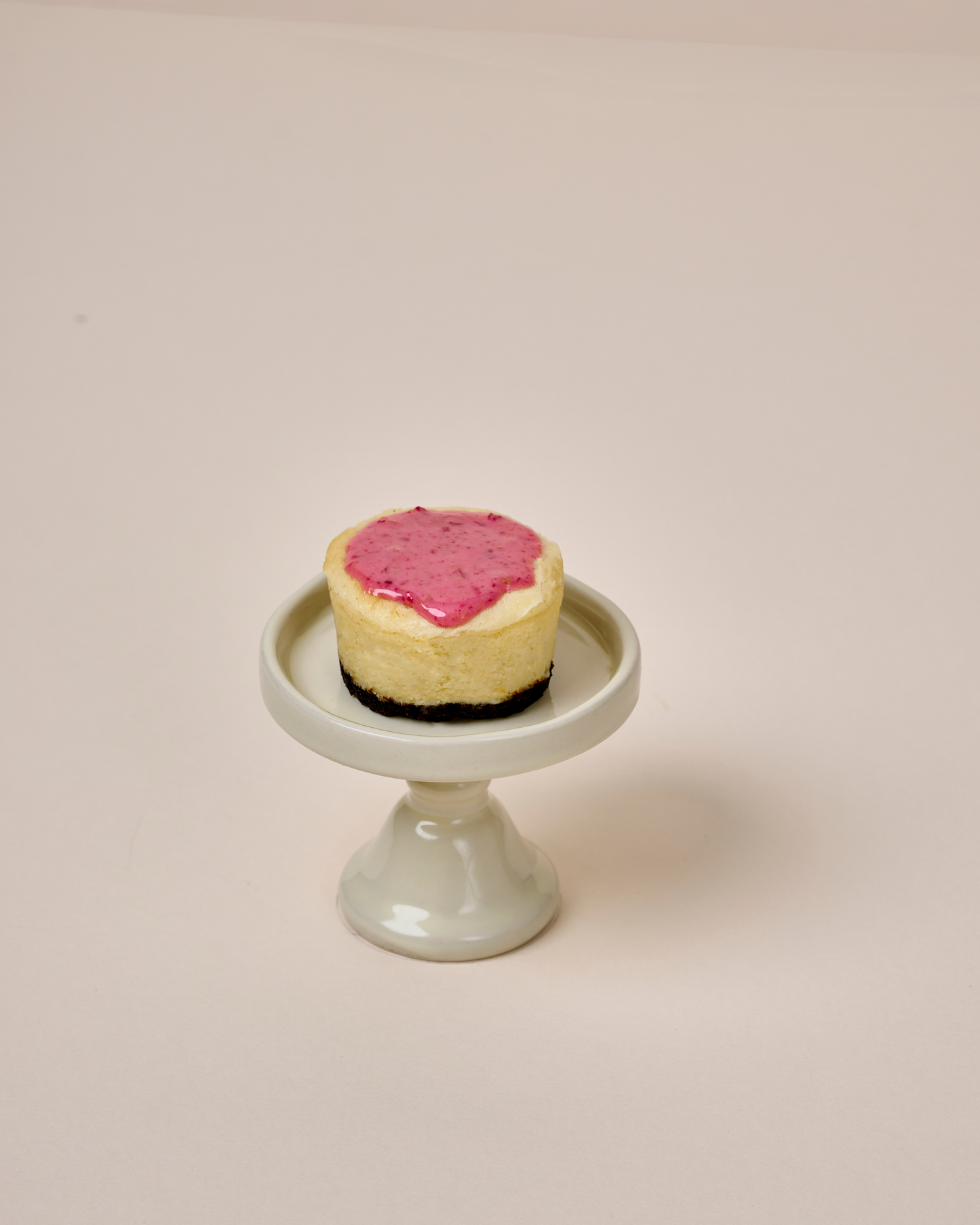 Raspberry Crunch Mini Cheesecake